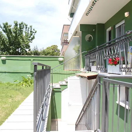 Aurora - Vista Mare, Parcheggio E Piscina *
